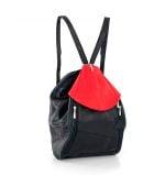 Plecak damski czarno-czerwony skórzany - z przodu