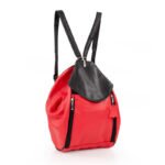 plecak damski w czerwonym kolorze - z przodu