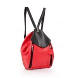 plecak damski w czerwonym kolorze - z przodu