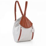 Plecak damski biały z brązowym akcentem skórzany - z przodu