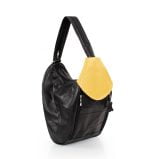 Torba damska czarna z żółtym akcentem skórzana - po skosie