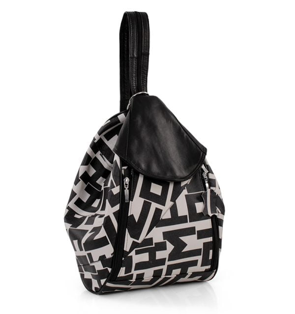 Torba damska w literki skórzana - z przodu