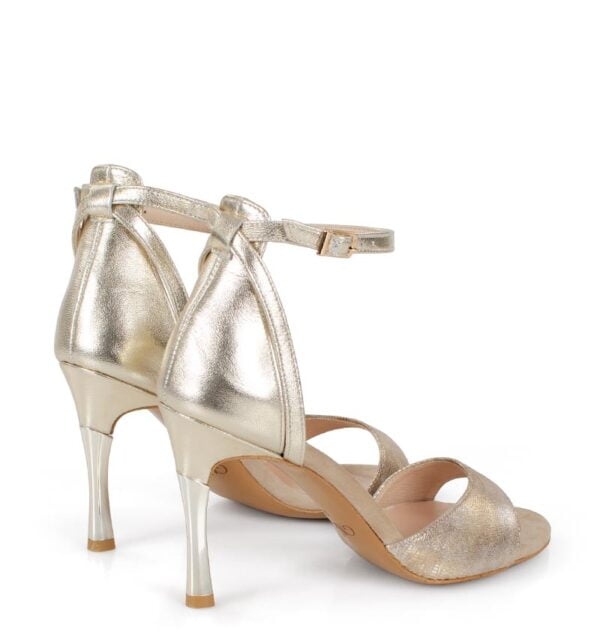 GASSU Sandałki MEGAN jasno złote szpilki z motywem skóry jaszczurki - po skosie