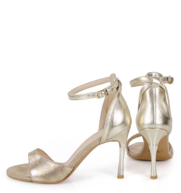 GASSU Sandałki MEGAN jasno złote szpilki z motywem skóry jaszczurki - z tyłu