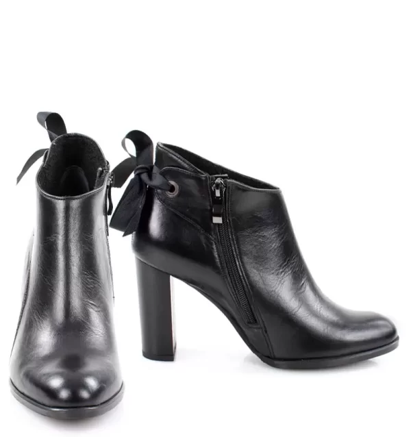 kelly3-black GASSU Botki KELLY czarne na obcasie - z przodu